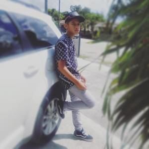 Meet your Posher, Josue